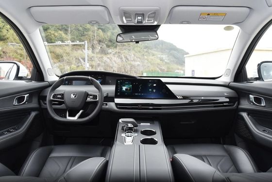 2023 Chang lance une voiture de type Yueshang Uni-K 2.0t avec système de freinage électromagnétique