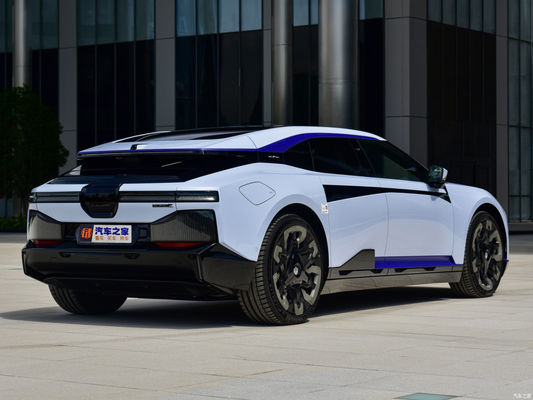 Véhicules énergétiques 2022 Hiphi Z 5 places EV Sedan avec tension 48V et type d'énergie électrique