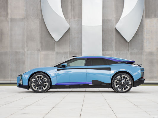 2023 Hiphi Z voiture électrique à vitesse maximale de 200 Km/h et type d'énergie électrique pure