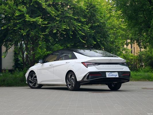 Hyundai Elantra 2023 automatique 1.5L CVT édition phare haute cylindrée 1000-1600CC