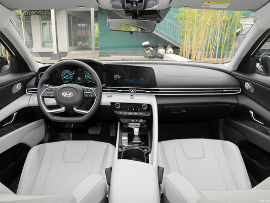 Hyundai Elantra 2023 automatique 1.5L CVT édition phare haute cylindrée 1000-1600CC