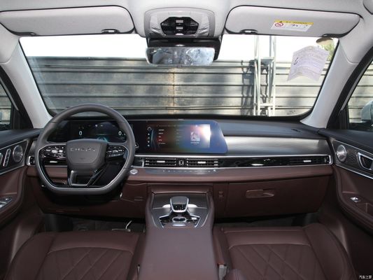 Le SUV à essence 5 places Chery Tiggo8 PRO 290t 2WD Vast Edition avec une demande personnalisée
