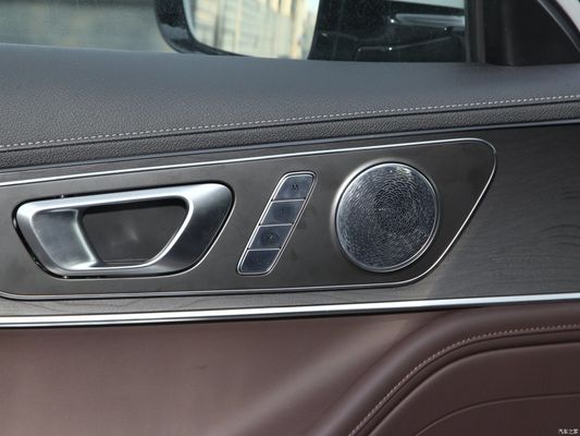 Le SUV à essence 5 places Chery Tiggo8 PRO 290t 2WD Vast Edition avec une demande personnalisée