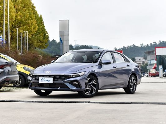 Hyundai Elantra 2023 1.5L CVT Glx Édition Elite sièges extérieurs blancs 5 voitures à essence