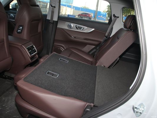 Chery Tiggo8 PRO 290t 2WD Sky Edition 5 sièges SUV à essence avec et efficacité