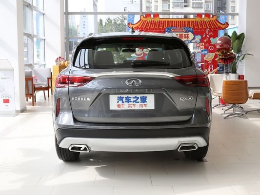 215 Km/H Top Speed Sedan Qx50 2.0t 2WD Mode voiture à essence avec technologie avancée