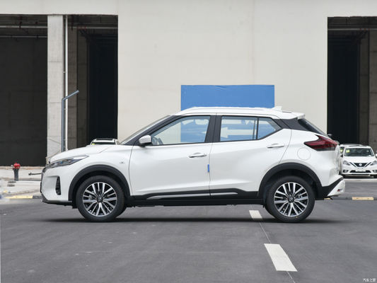 Nissan Kicks 2023 SUV à essence avec boîte de vitesses automatique et design à la mode