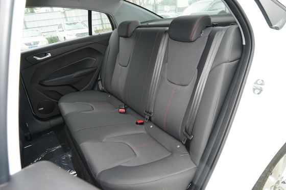 SUV Chery Arrizo 5 2021 Modèle 1.6L CNG Édition de luxe dans la structure de conduite FWD