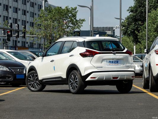 Personnalisation 2023 Voiture 1.5L SUV de luxe Benzine Coupes Personnalisé Demande Drive FWD