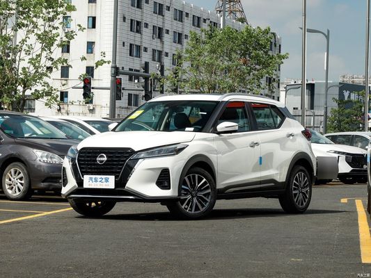 Personnalisation 2023 Voiture 1.5L SUV de luxe Benzine Coupes Personnalisé Demande Drive FWD