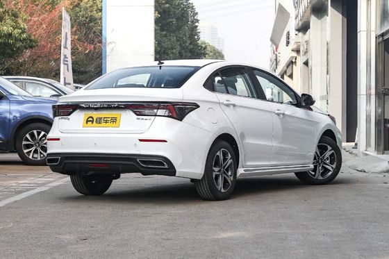 2021 Chery Arrizo 5 Plus Little Ai 1.5L CVT Type Plus 5 sièges 4358x1830x1670 sur le marché