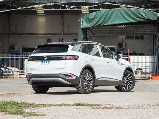 Volkswagen ID4X EV extrêmement intelligent avec 5 sièges et 607 km d'endurance en 2023