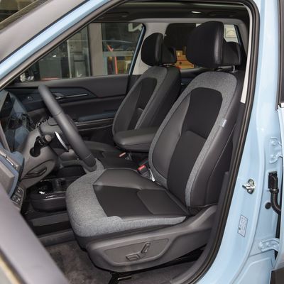KIA EV5 530 Light Air Land SUV Voiture électrique avec direction à gauche et batterie de 64,2Kwh