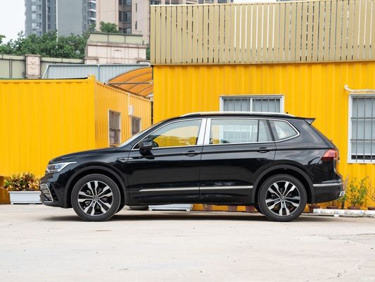 2024 Volkswagen Tiguan L 380tsi R-Line 4WD 7 places SUV voiture à essence avec réservoir d'huile de 62,5 litres