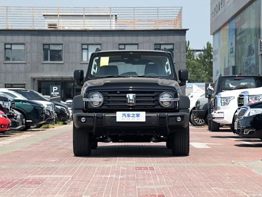 Modèle 2024 Gwm Tank 300 2.0t Conqueror voiture tout-terrain à carburant personnalisée pour les terrains accidentés