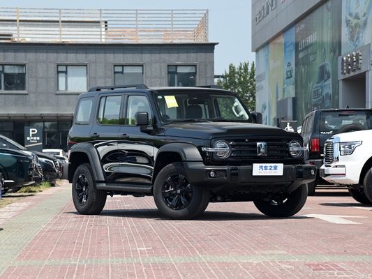 Modèle 2024 Gwm Tank 300 2.0t Conqueror voiture tout-terrain à carburant personnalisée pour les terrains accidentés