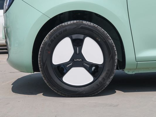 Lumin2023 155km/301km Compact Petit véhicule électrique mini voiture électrique mini voiture demande personnalisée
