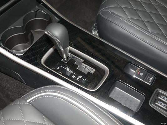 2021 Outlander Fwd SUV Drive Version Sedan avec une cylindrée de 1600-2500CC et des offres chaudes