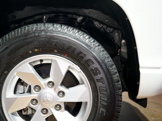 Pickup personnalisé Véhicule diesel Mitsubishi L200 2023 2.3t Tanqu Vitesse maximale 171 Km/H