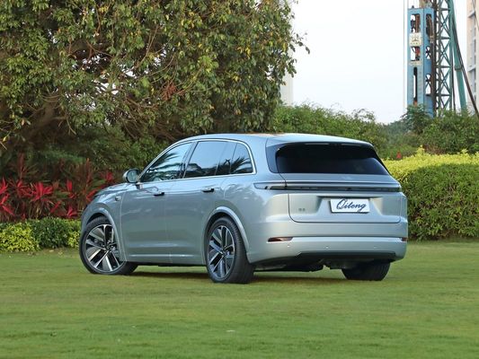 Véhicule énergétique noir 2024 Li/Lixiang L7 Ultra avec 5 sièges et moteur électrique hybride