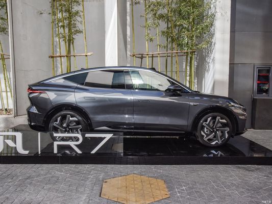Véhicule électrique EV Rising Auto R7 2023 Flagship Vitesse maximale Km/h 200 Demande personnalisée