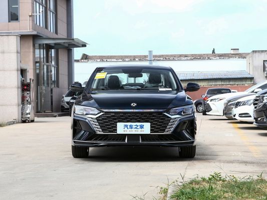 Aeolus Yixuan Max 1.5L version de luxe 2024 sièges d'essence 5 service après-vente