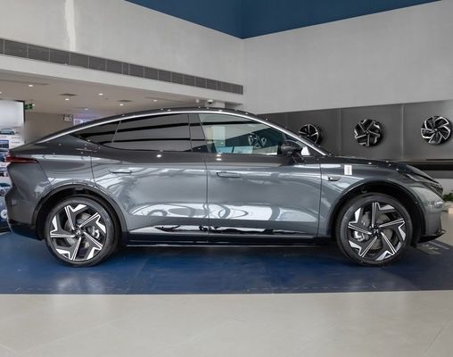 2023 Rising Auto R7 Écran à longue portée Master Version Crossover électrique avec conception