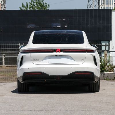 5 sièges Longue portée Véhicule électrique Voiture Rising Auto F7 2023 avec batterie au lithium ternaire