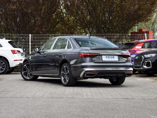 voiture à essence Audi A4l 2023 40tfsi Mode Dynamique Version 5 sièges de luxe et de style
