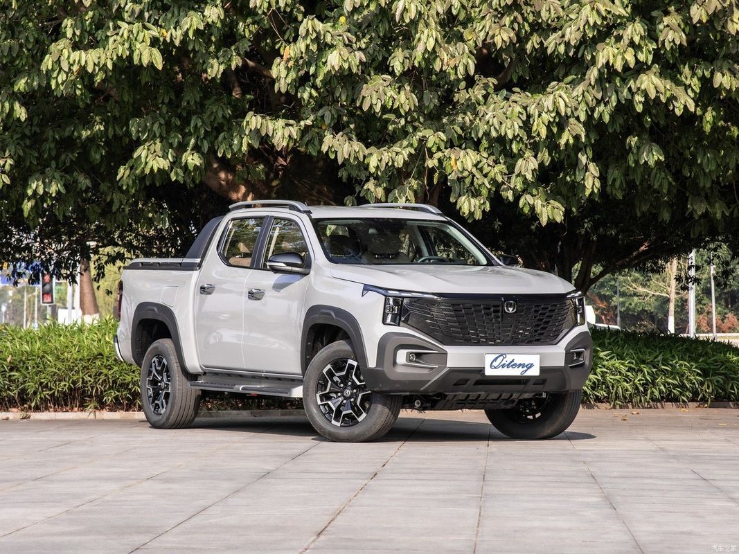 Pickup Style 2024 Changan Hunter Warrior/Knight à double moteur 4 roues motrices standard / SUV hybride à boîte longue supplémentaire