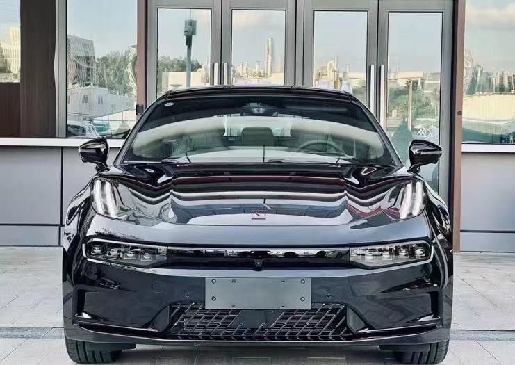 Zeekr 001 2023 Nous 86kwh voiture électrique dotée d'une suspension indépendante à double bras