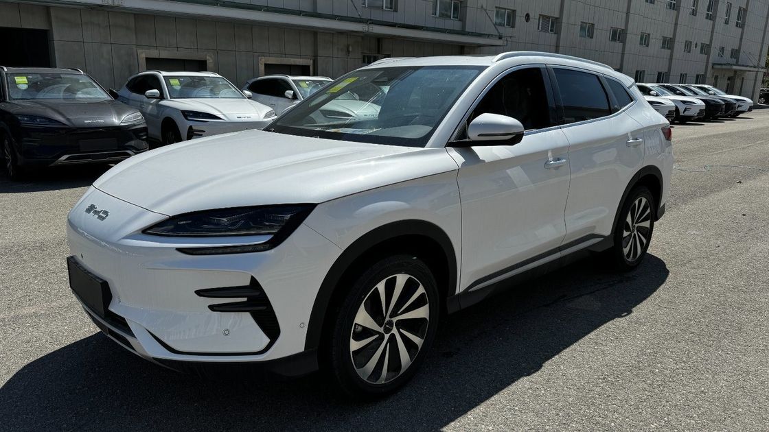 2023 EV Byd E2 Édition de luxe Voiture électrique pure Utilisée/Closed Type de carrosserie Édition blanche