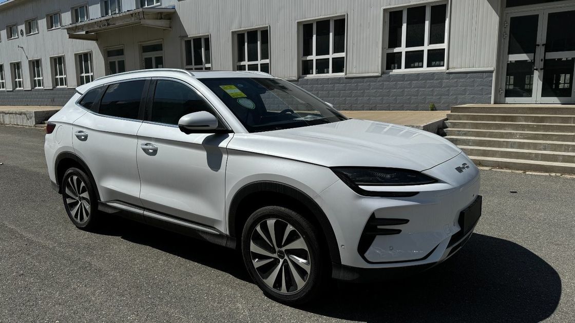 2023 Byd E2 EV Car Luxury Edition Pure Electric Car avec couleur blanche et direction gauche