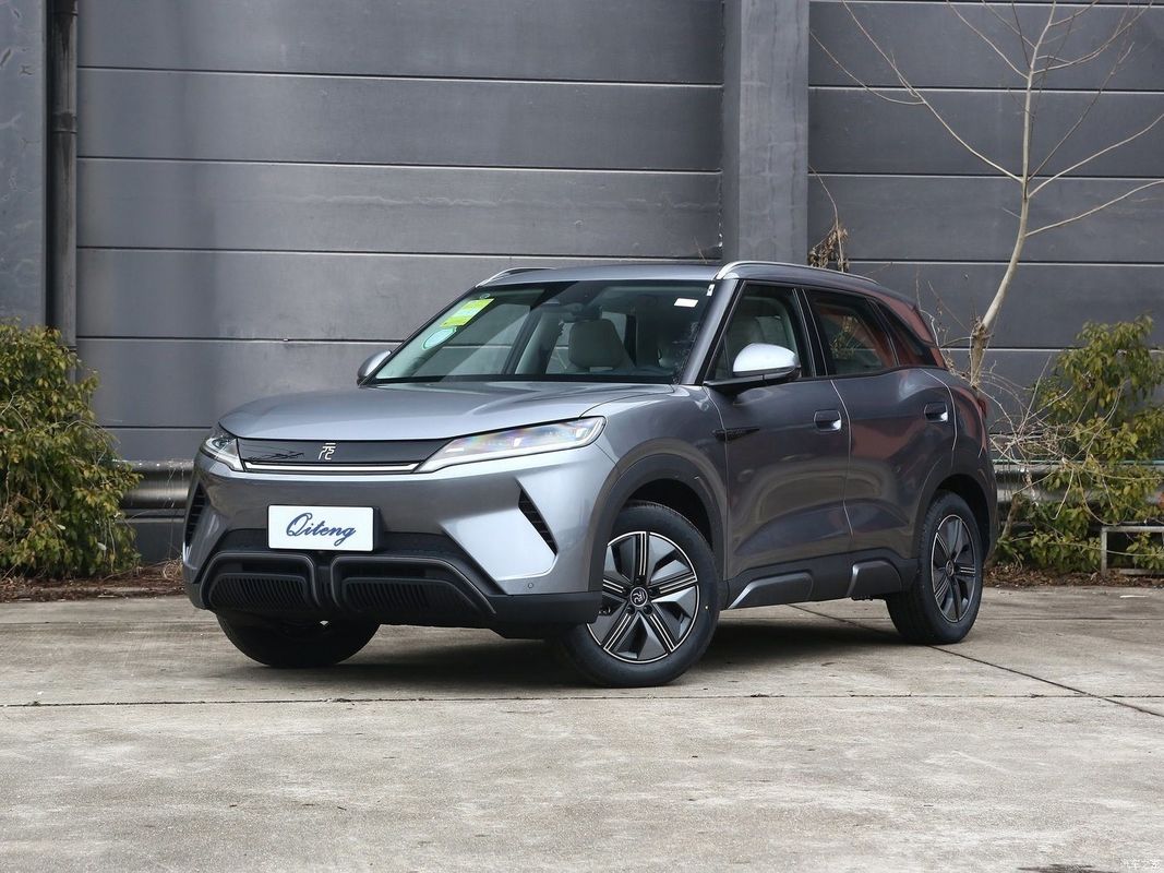 2024 401km Transcendence SUV Couleur extérieure blanche BYD Yuan UP avec technologie avancée