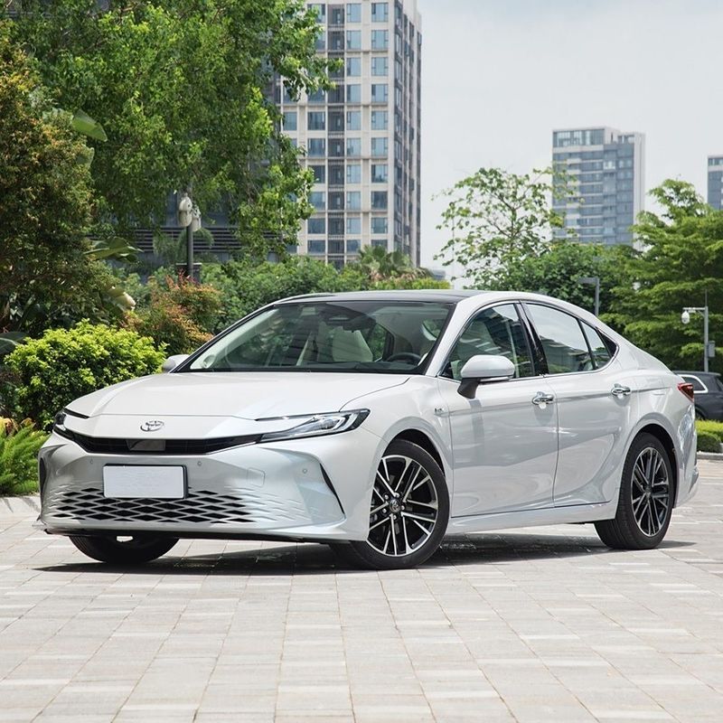 2024 Toyota Camry à double moteur 2.5hg Voiture hybride phare Volant gauche Type de carrosserie fermée