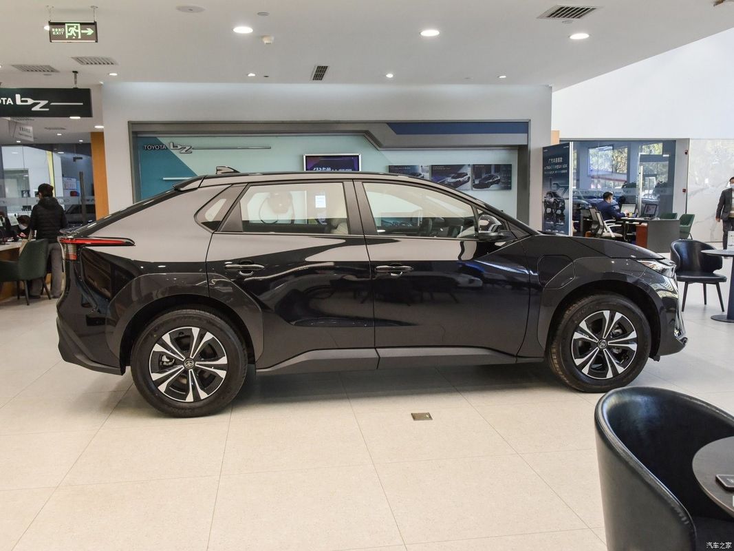 2023 Toyota Bz4X longue durée de vie de la batterie PRO Edition SUV électrique Parfait pour les clients finaux