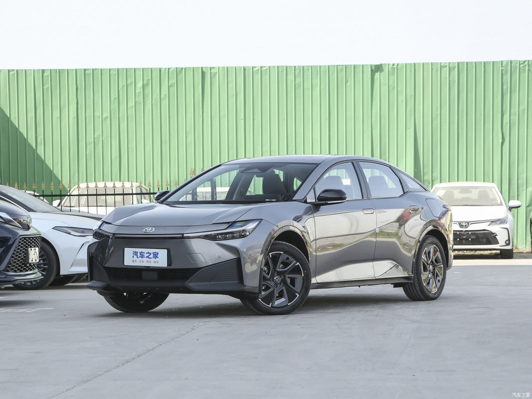 Sedan Toyota Bz3 2023 616km Long-Range PRO Véhicule électrique Style de direction gauche