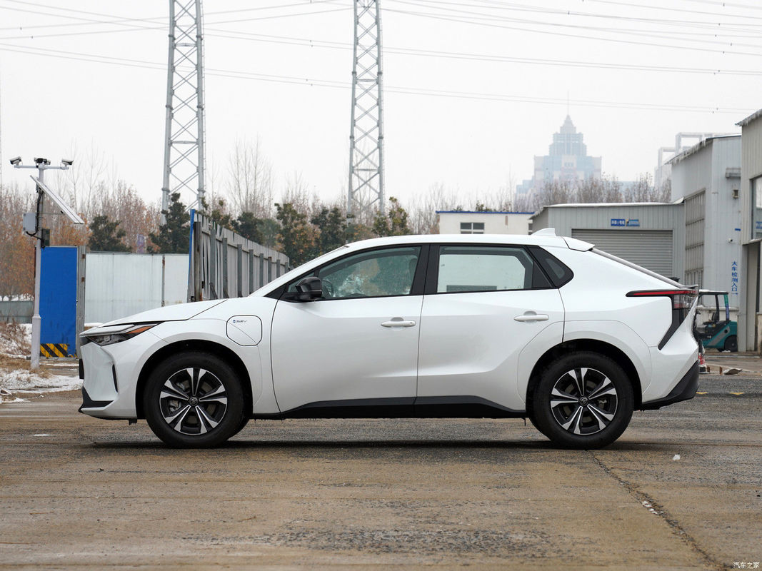 2024 Toyota Bz4X 615max Edition 615km SUV Rwd EV Temps de charge rapide 0,8 heures et bon