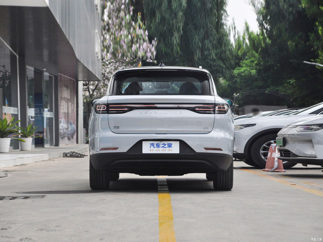 Voiture électrique SUV Voiture électrique EV Leap C11 2023 Tout électrique 500 Zhixiang 5 sièges