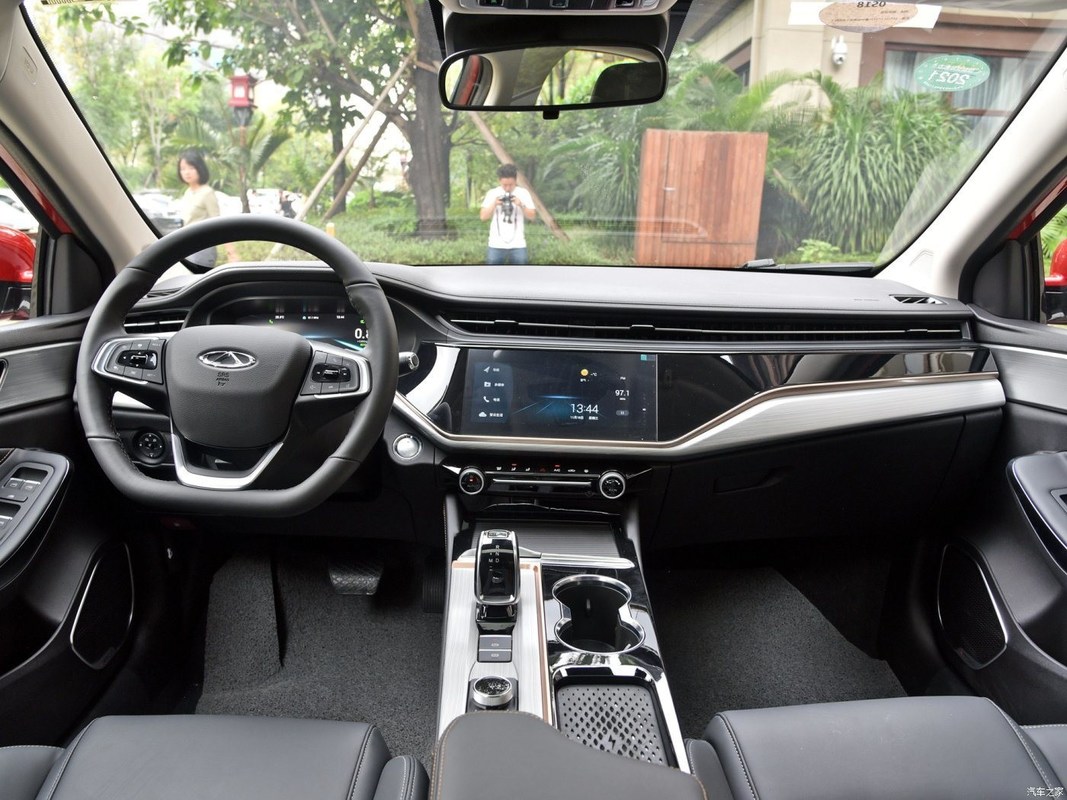 La voiture à essence Chery Arrizo5 Plus Ozawa 1.5T CVT Enjoy PLUS 5 sièges pour la date de lancement 2021