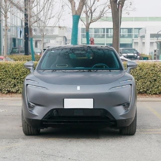 2022 Avatr 11 Ultra Longue portée à double moteur version de luxe 4 places Multi-Link Suspension indépendante