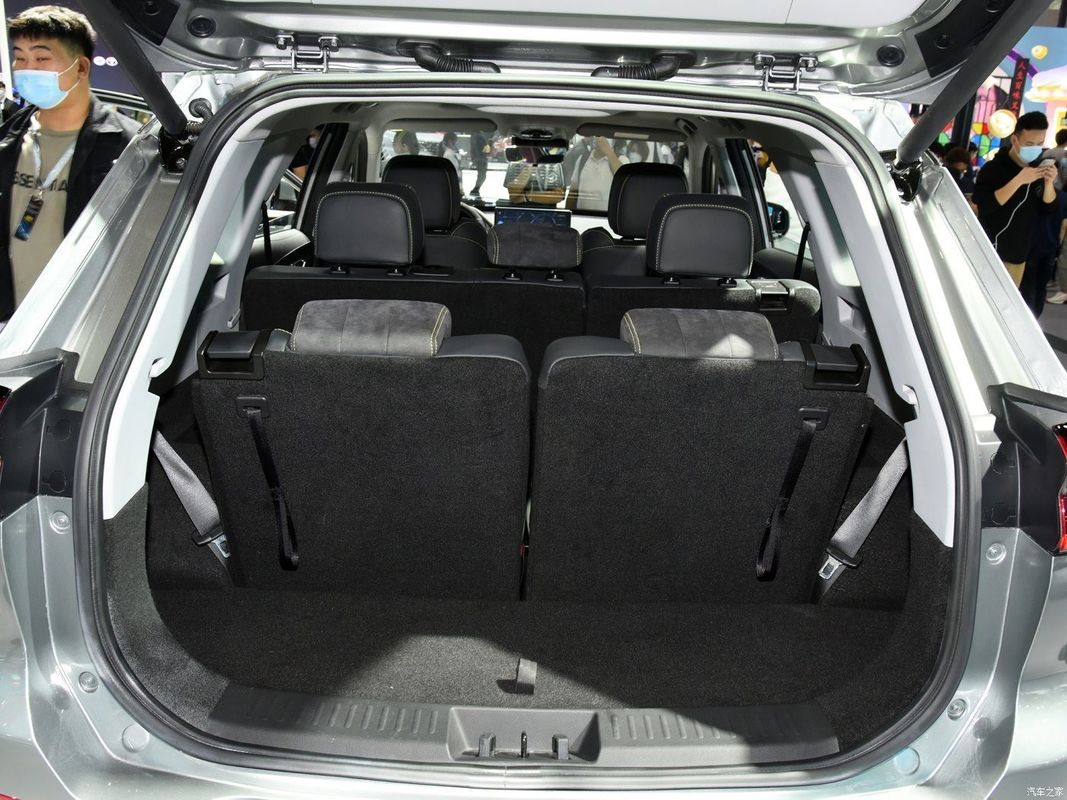 Vitesse maximale Km/h 190-210 SUV Chery Tiggo8 Kunpeng 290 Tgdi DCT Wing-Speard voiture à essence
