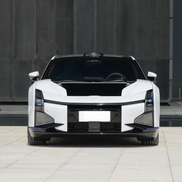 R22 Taille du pneu 2023 Hiphi Z 5 places Version SUV électrique pour le marché