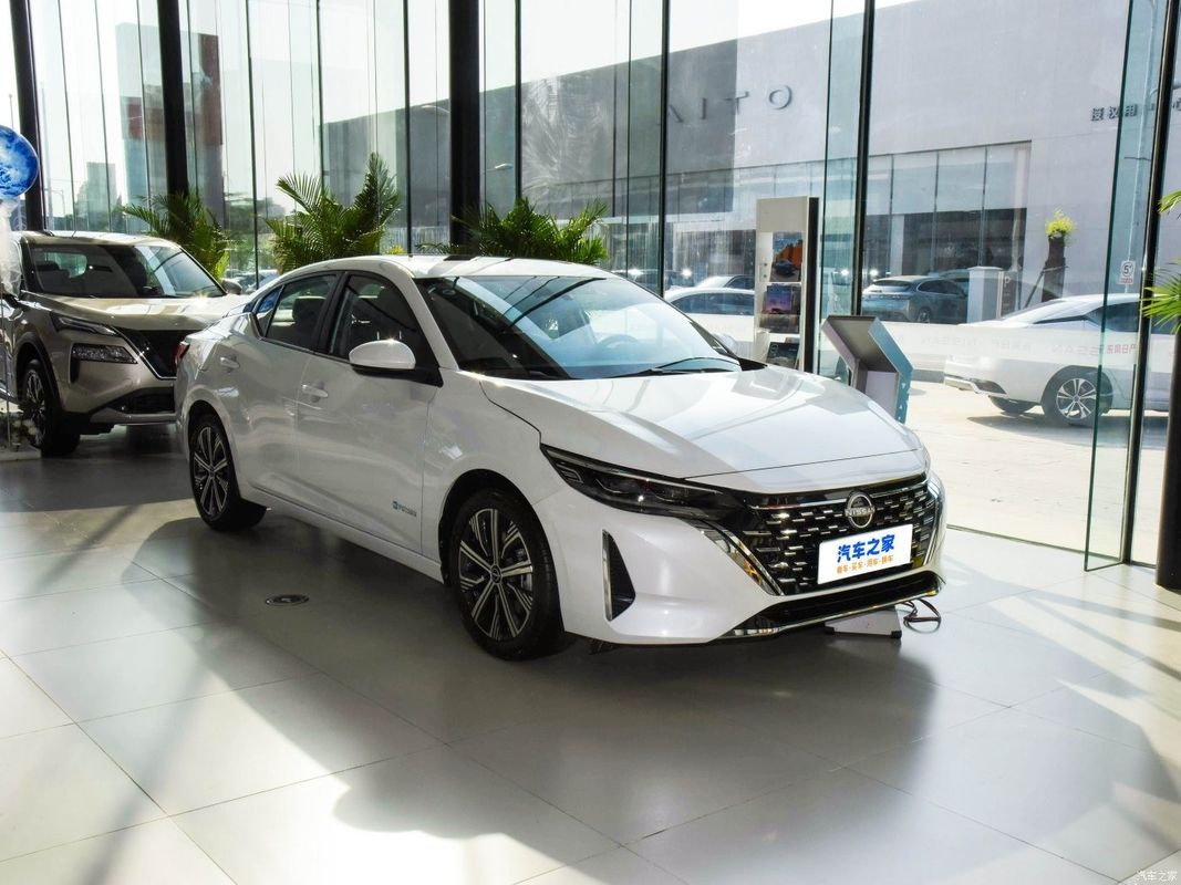 2023 Plus Nissan Sylphy Epower Véhicule électrique avec 5 sièges et 4652*1815*1445 Taille