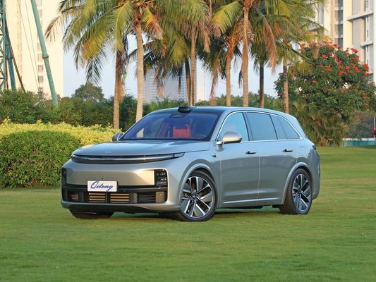Véhicule énergétique noir 2024 Li/Lixiang L7 Ultra avec 5 sièges et moteur électrique hybride
